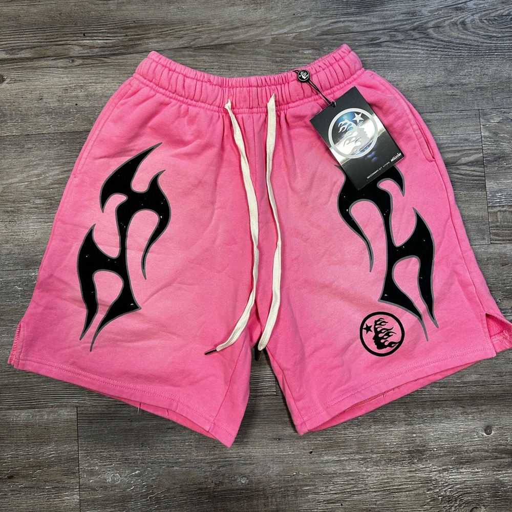 Hellstar shorts pink sz medium